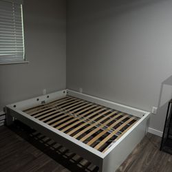 Queen Size Bed Frame 
