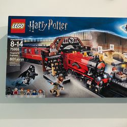 LEGO Harry Potter Hogwarts Express 75955 
