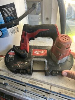 Milwaukee M12 Bandsaw