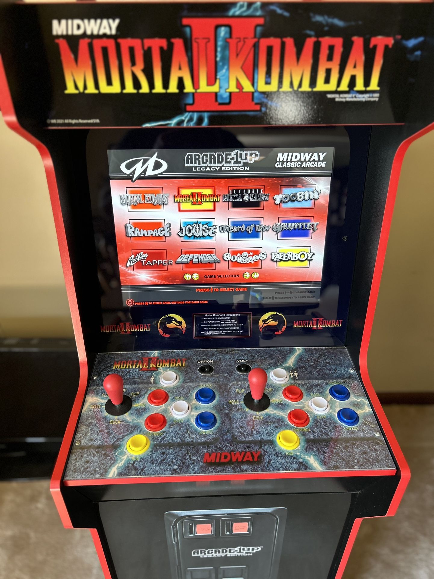 Arcade 1up Mortal Kombat w/ Multi games