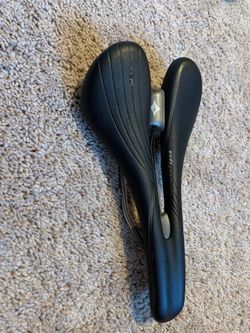 Women’s Specialized Oura 143mm