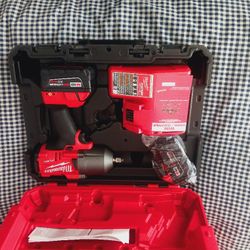 M18 Fuel High Torque Impact Wrench
