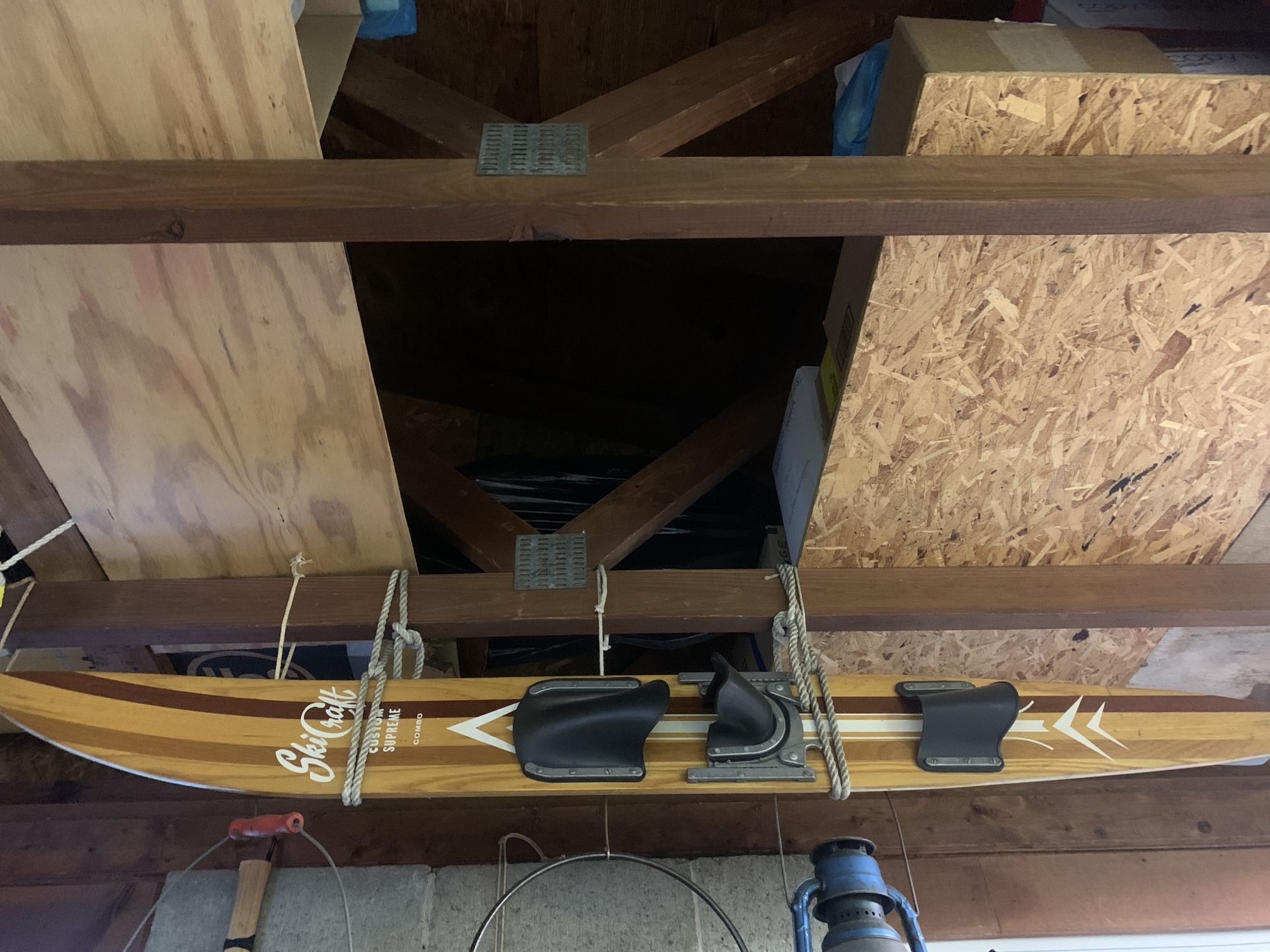 slalom  water ski 62"  classic wooden