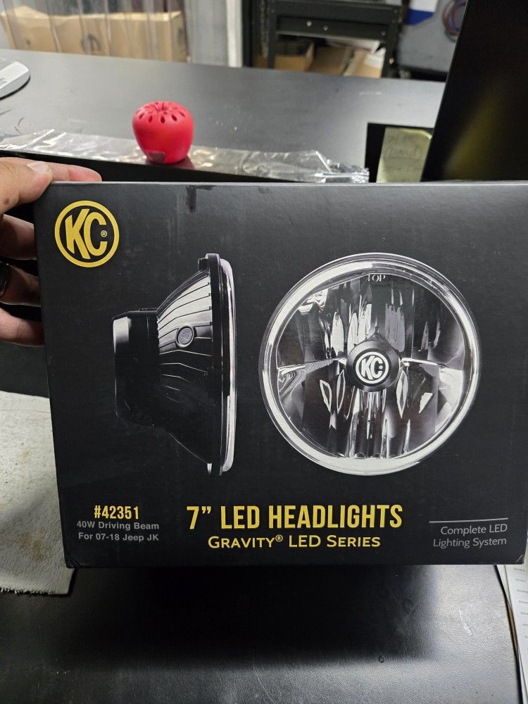 Jeep headlight kc 07-18 jk