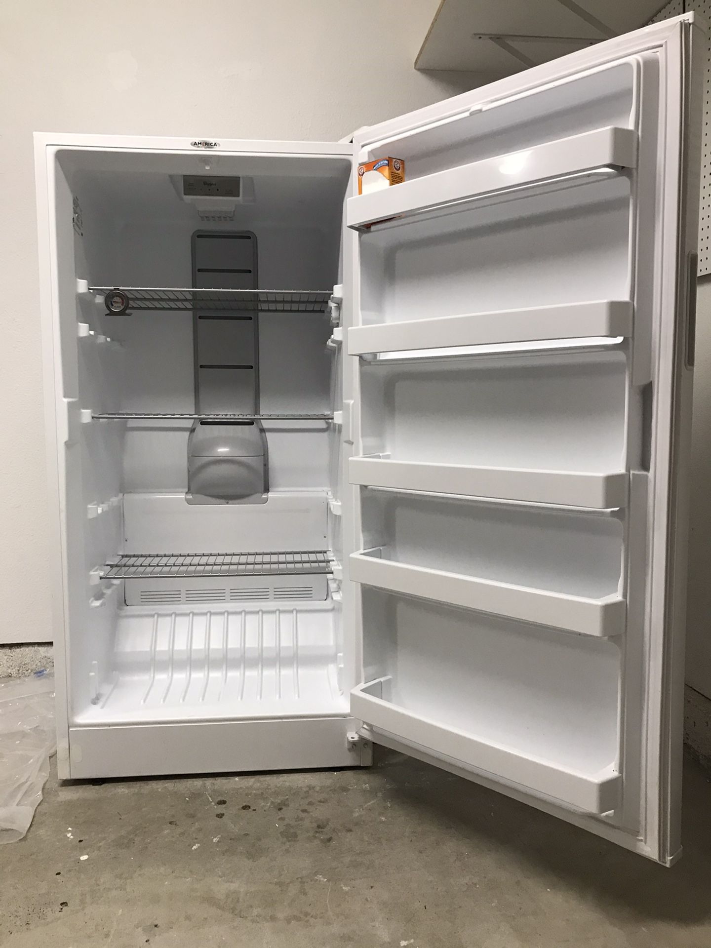 Whirlpool Upright Freezer With LED Lighting Model WZF34X16DW for Sale in San Diego, CA OfferUp