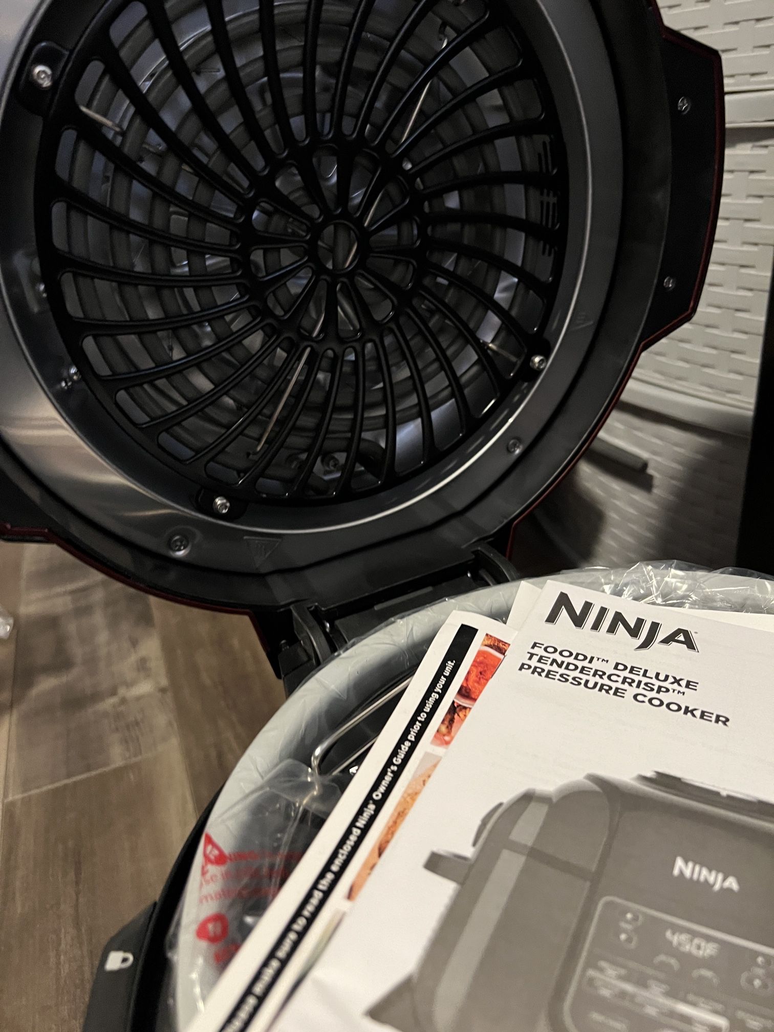 New NINJA FOODI DELUXE DEHYDRATOR/ PRESSURE COOKER $200 OBO for Sale in  Tacoma, WA - OfferUp