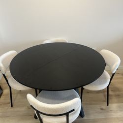 dinning table with chairs