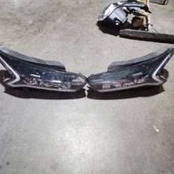 2020 2021 2022 2023 Kia K5  Pair Headlight  $$$390 Each Part 