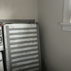 Graco 5-in-1 Convertable Crib w Drawer