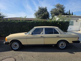 1981 Mercedes-Benz 300
