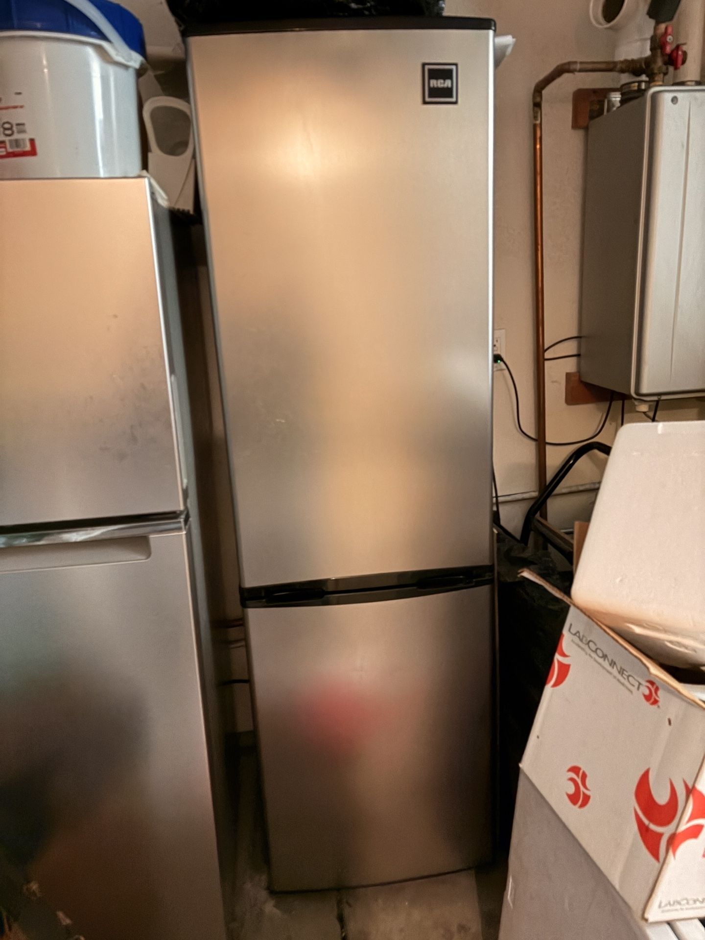 RCA 9.2 Cu Ft Stainless Fridge bottom Freezer