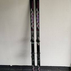 Völkl P10 skis with bindings
