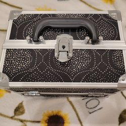 Make Up Box