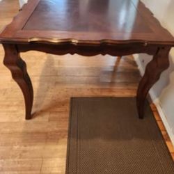 Dinning Table/Backgammon/Chess