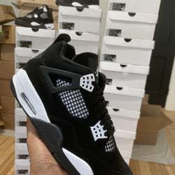 Jordan 4 Retro White Thunder‼️🔥