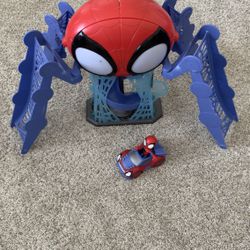 Spidey and His Amazing Friends Marvel Web-Quarters Playset with Lights and Sounds, Includes Spidey Action Figure and Toy Car
