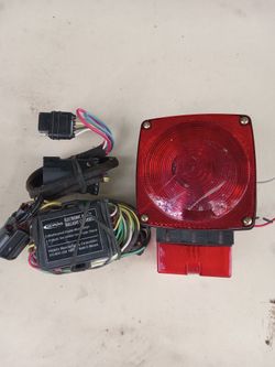 Light & Connection  For Trailer