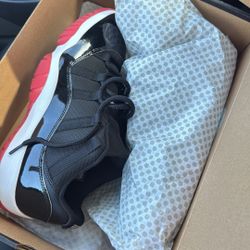 Jordan 11 Bread Low Sz 12 