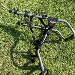 YAKIMA SUPERJOE 3 TRUNK MOUNT BIKE CARRIER (3 BIKES)p