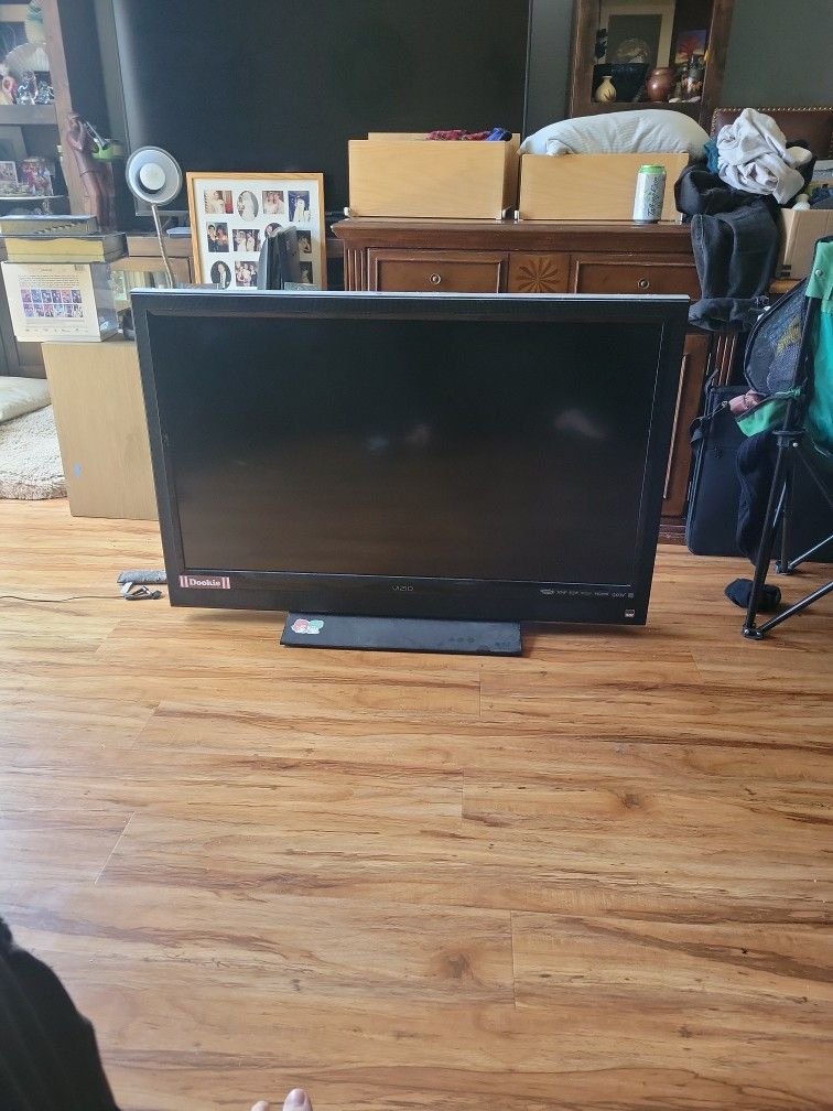 FREE Vizio 42" 1080p TV