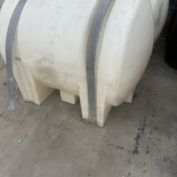225 Gallon Tanks 