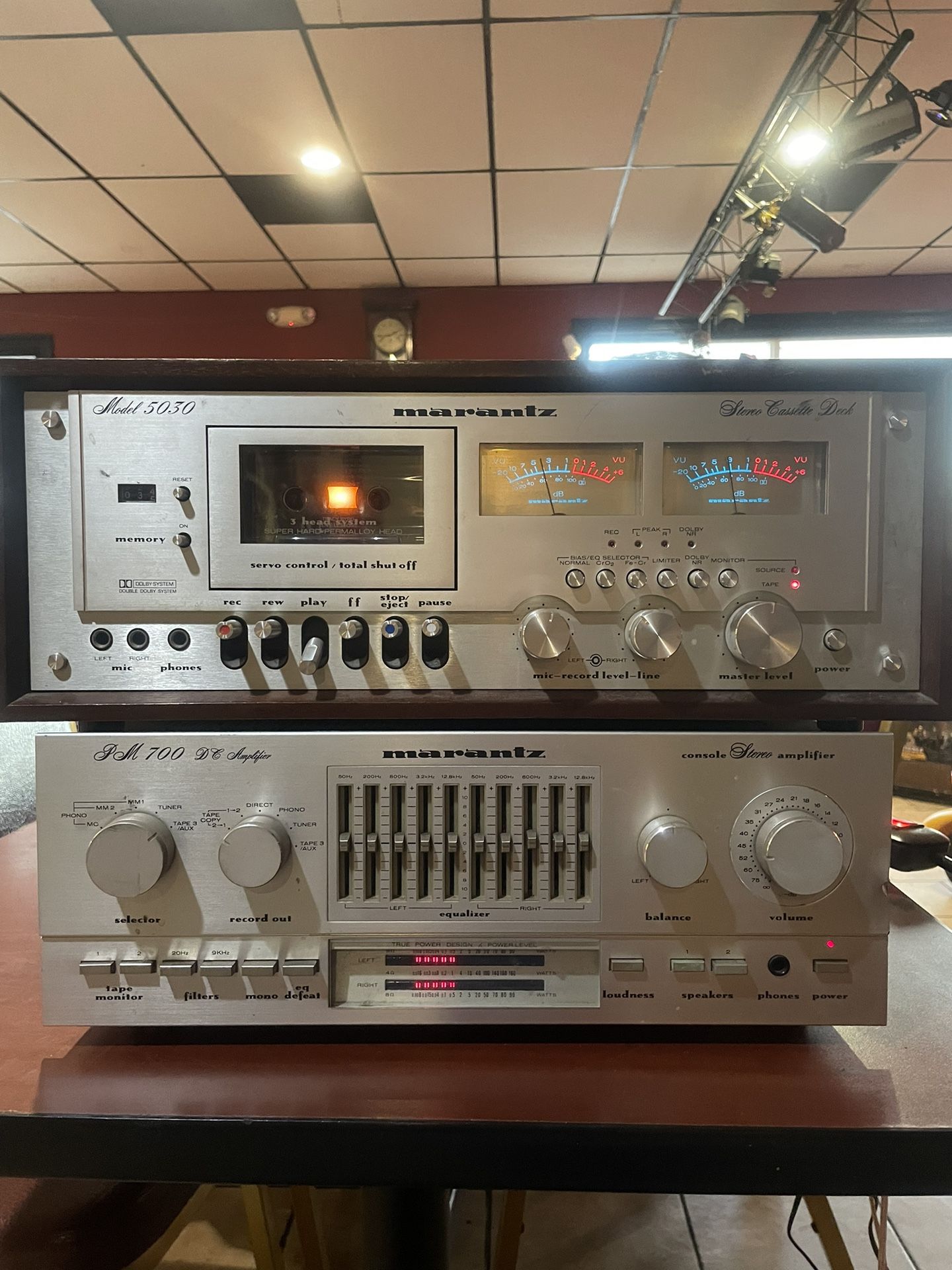 Marantz 5030 cassette deck Marantz PM 700dc amplifier Infinity 2500 speaker