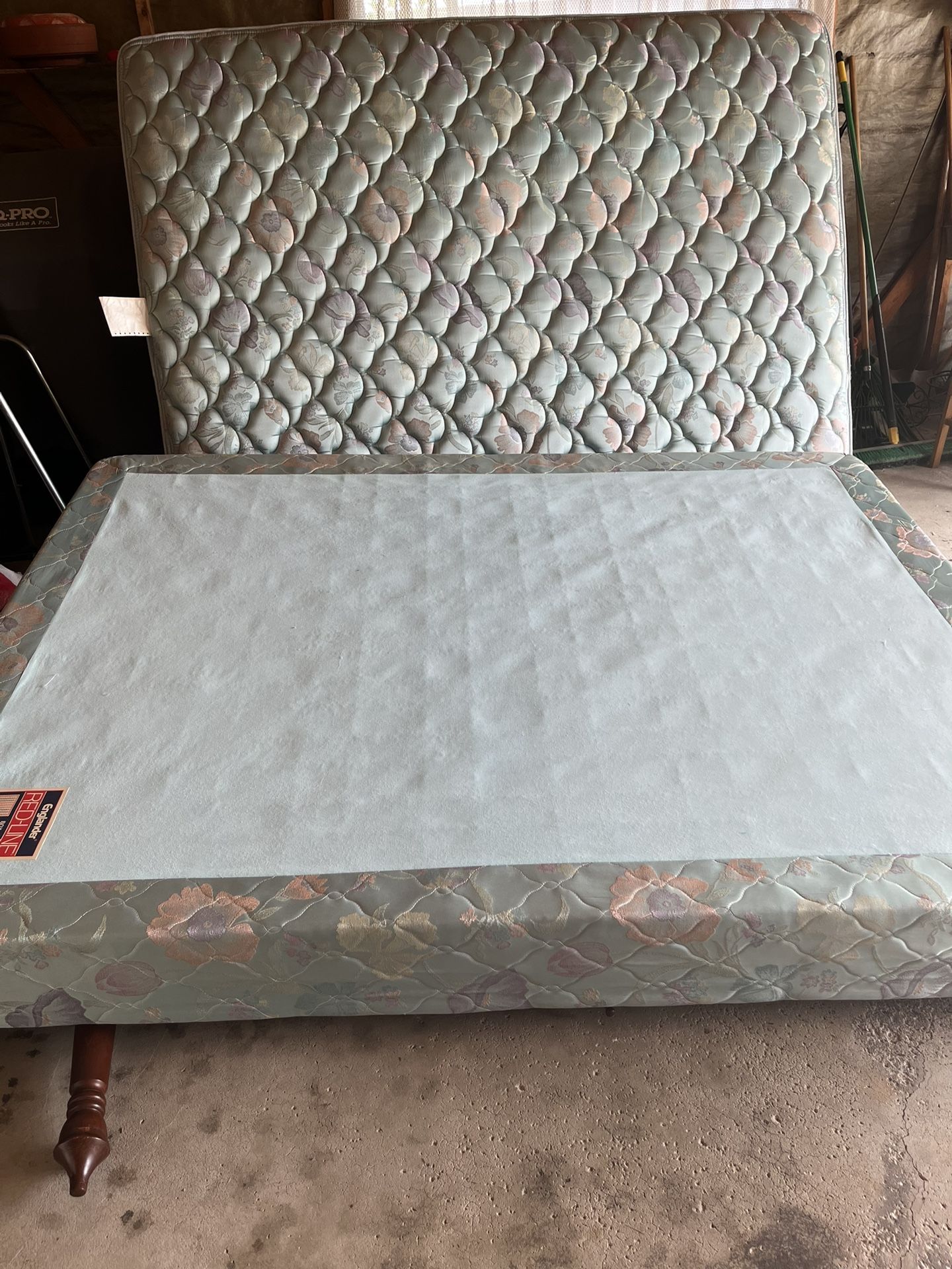 Queen Mattress And Box spring