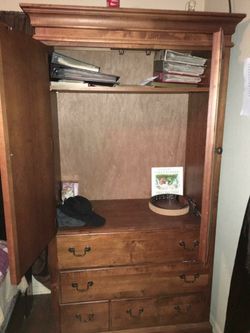 Dresser