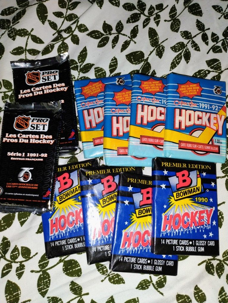LOT OF 10 PACKS OF NHL TRADING HOBBY CARDS 1990, 1991, 1992