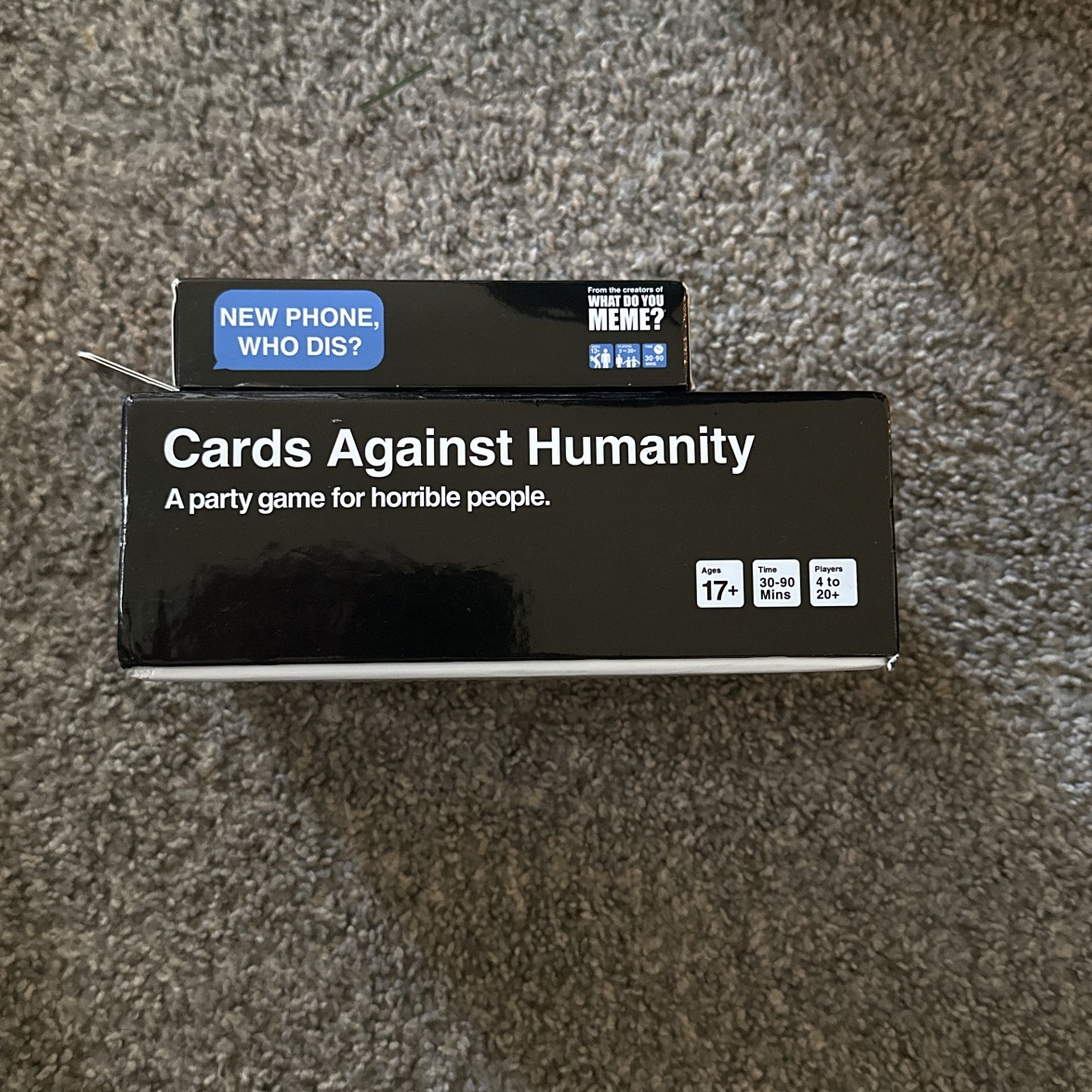 Cards Against Humanity & New phone Who Dis Game