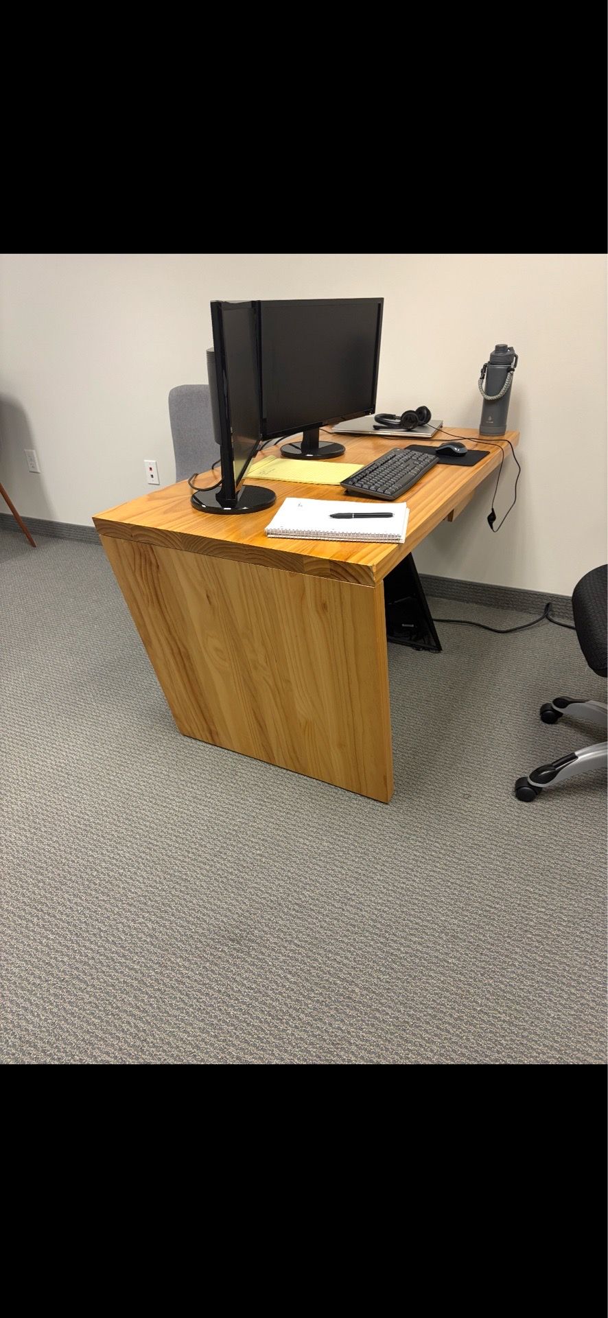 Modern solid wood desk