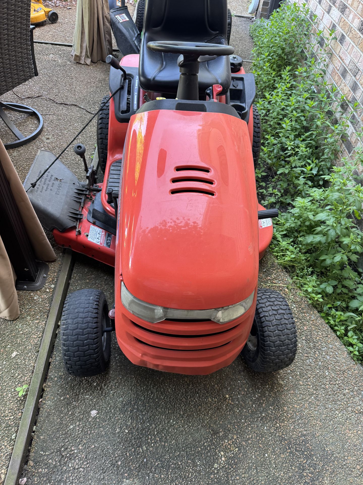 Simplicity Regent 22 HP V-twin Engine And 44” Deck Riding Lawn Mower
