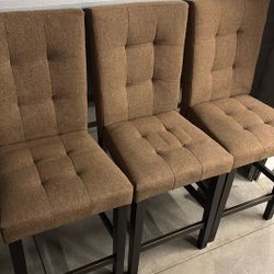 Furniture Chairs