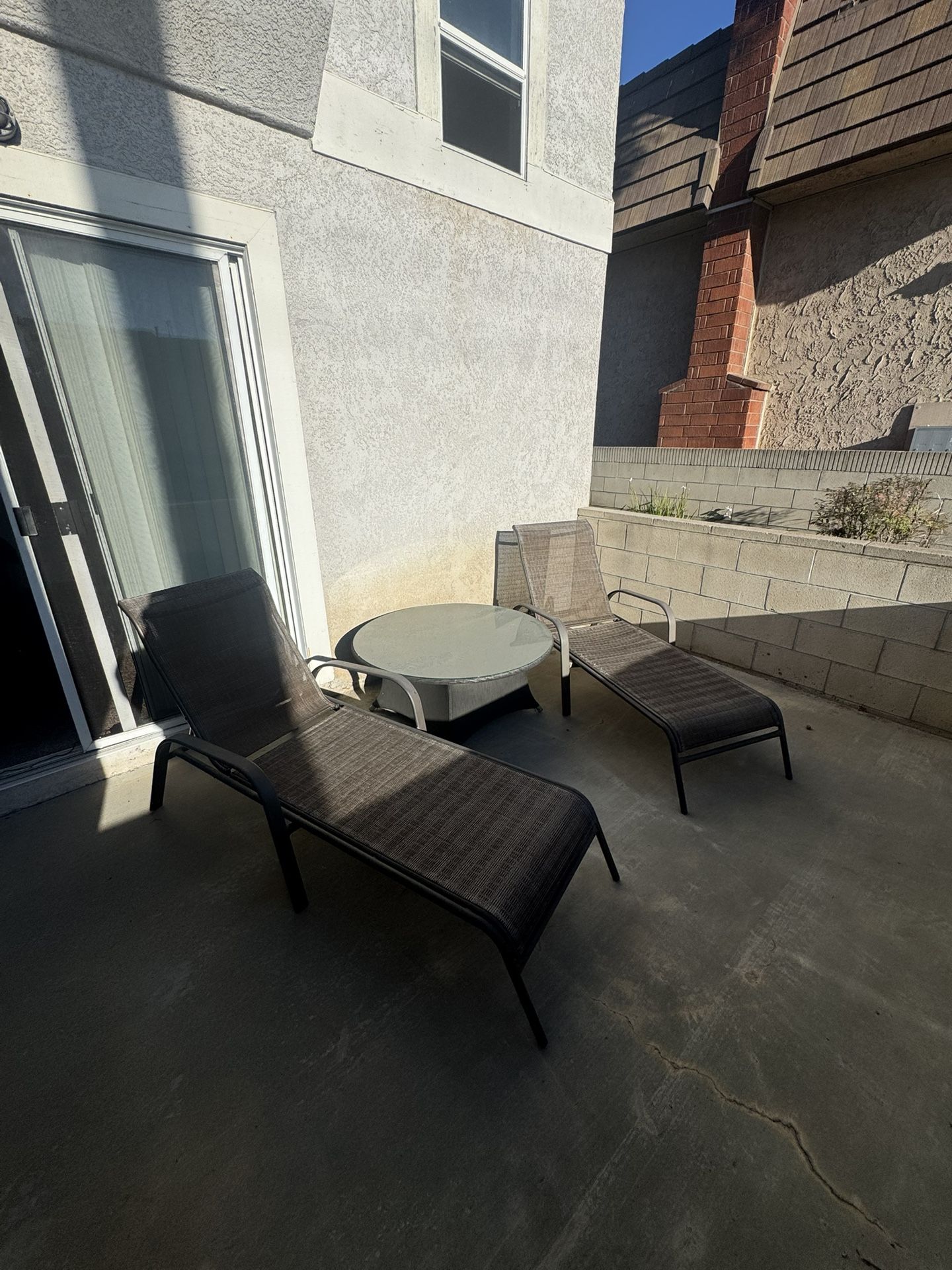 Patio Lounge Chairs & Table