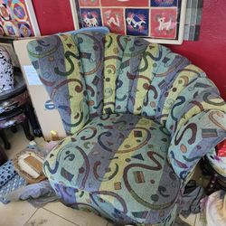 Set Of 2 Chairs.  Seashell Shape