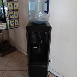 Hot And Cold Electric Water Cooler/ Dispenser 