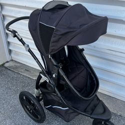Baby Trend Bolt Performance Jogger Jogging Stroller! Seat reclines! Easy to fold. Great condition!