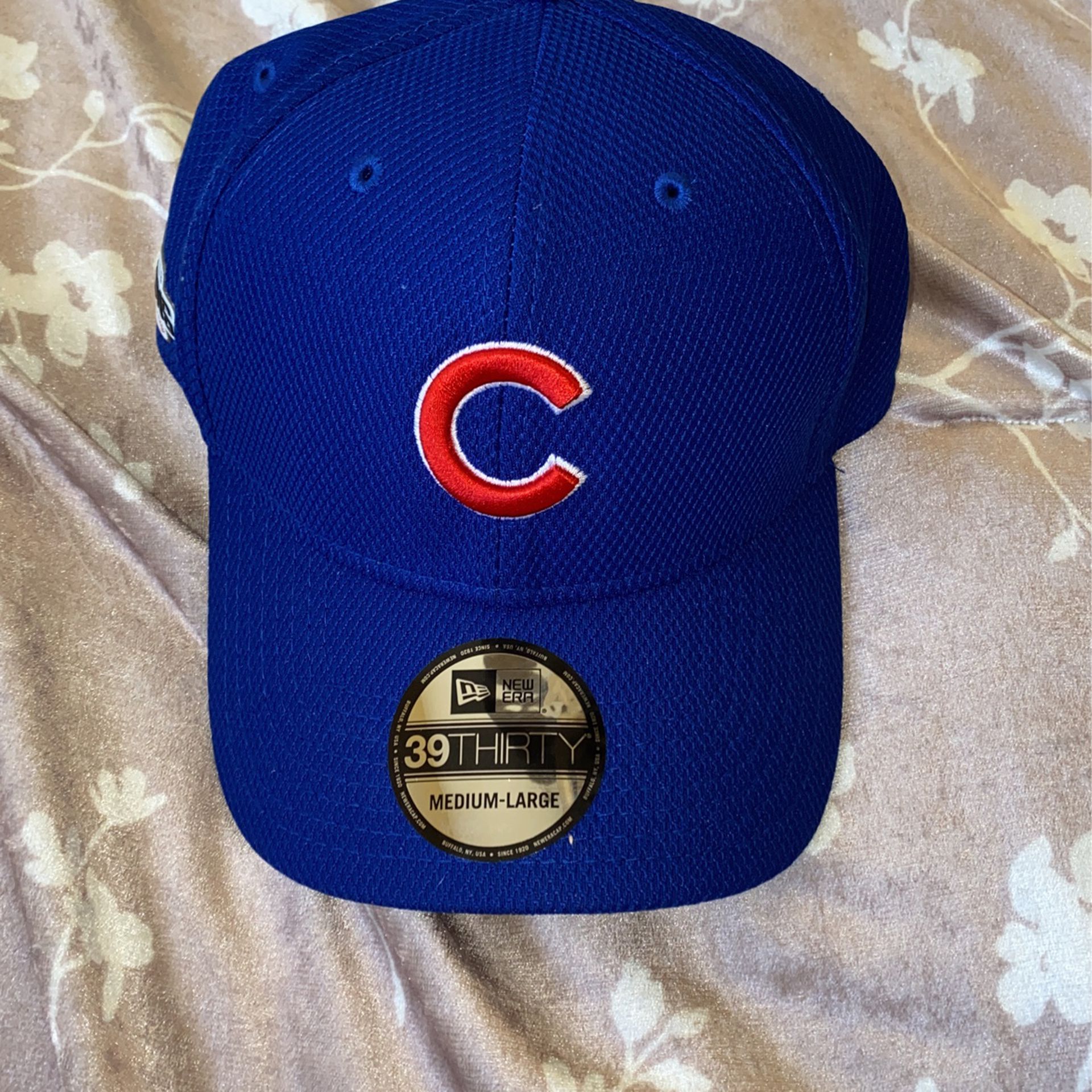 Chicago Cubs Baseball New Era Fitted Hat Size Medium Large for Sale in  Gilbert, AZ - OfferUp
