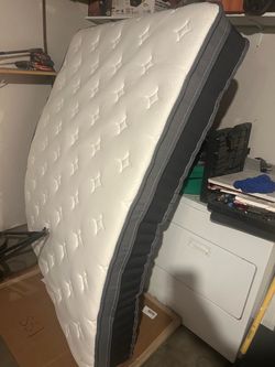 Queen mattress