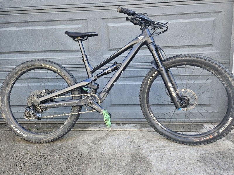 Yt Jeffsy Primus 24 Youth for Sale in Aliso Viejo CA OfferUp