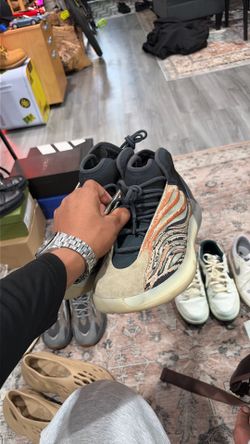Size 12 $80