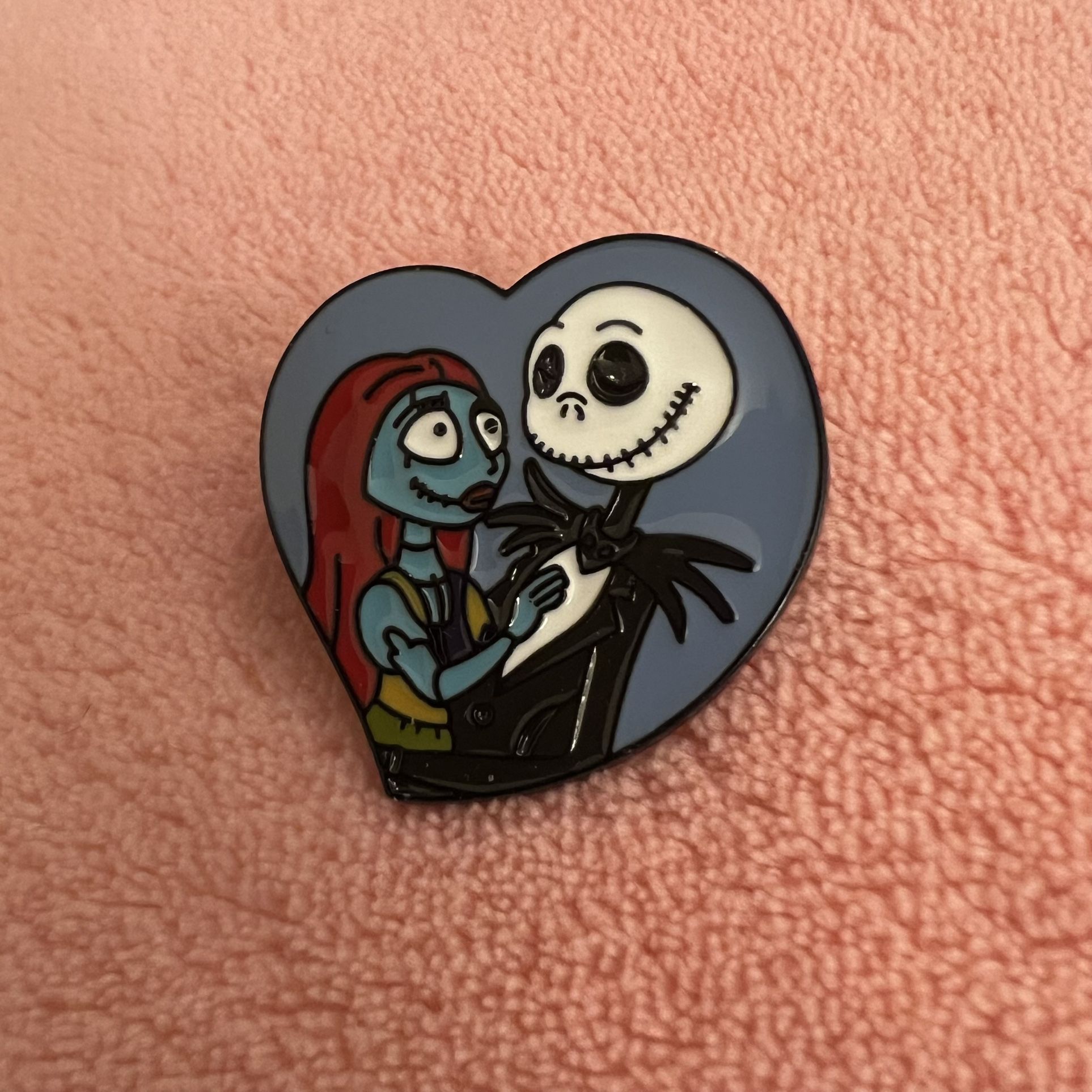 jack and sally enamel pin      (shipping only)