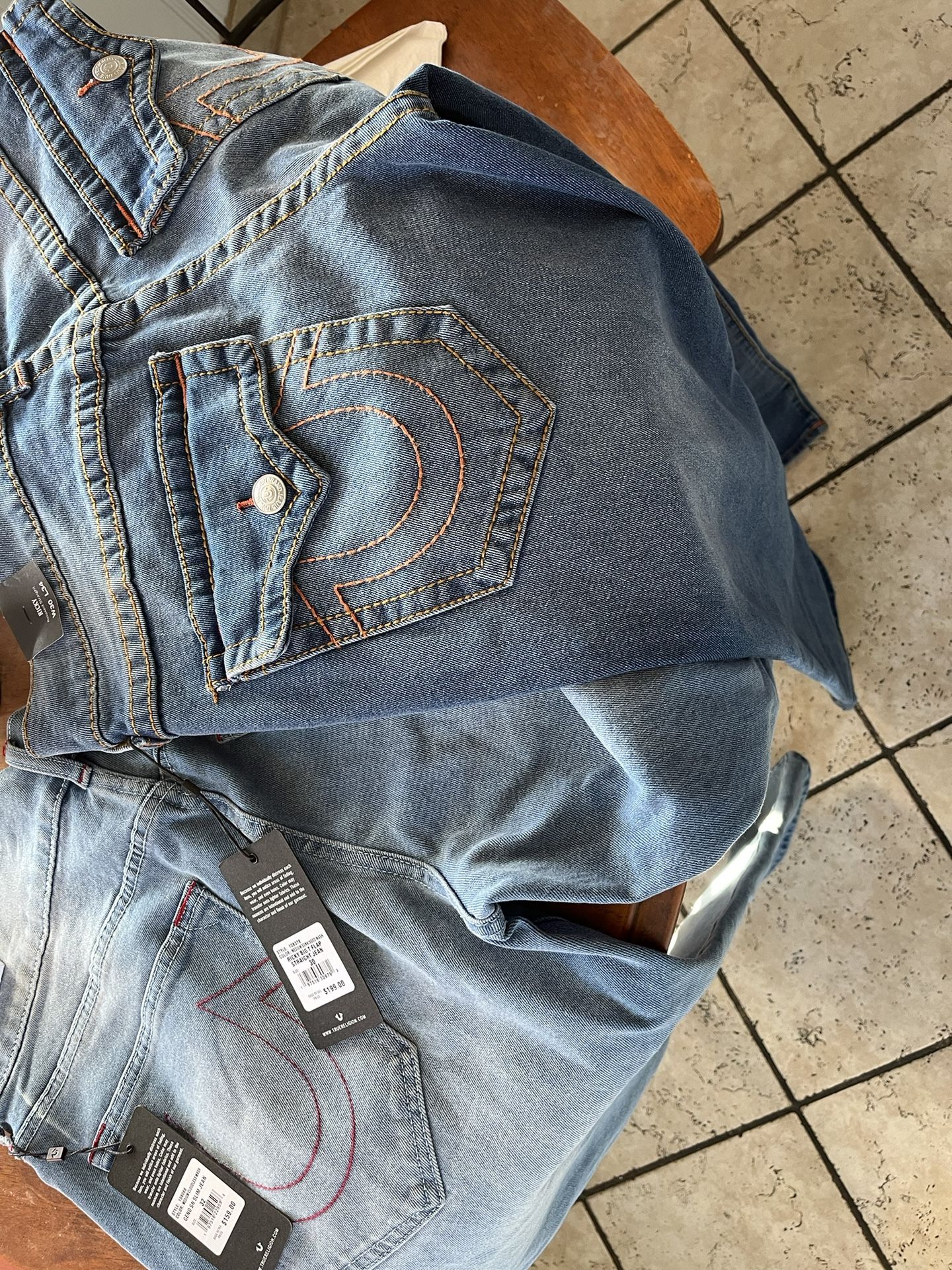 True Religions Size 30 And 32