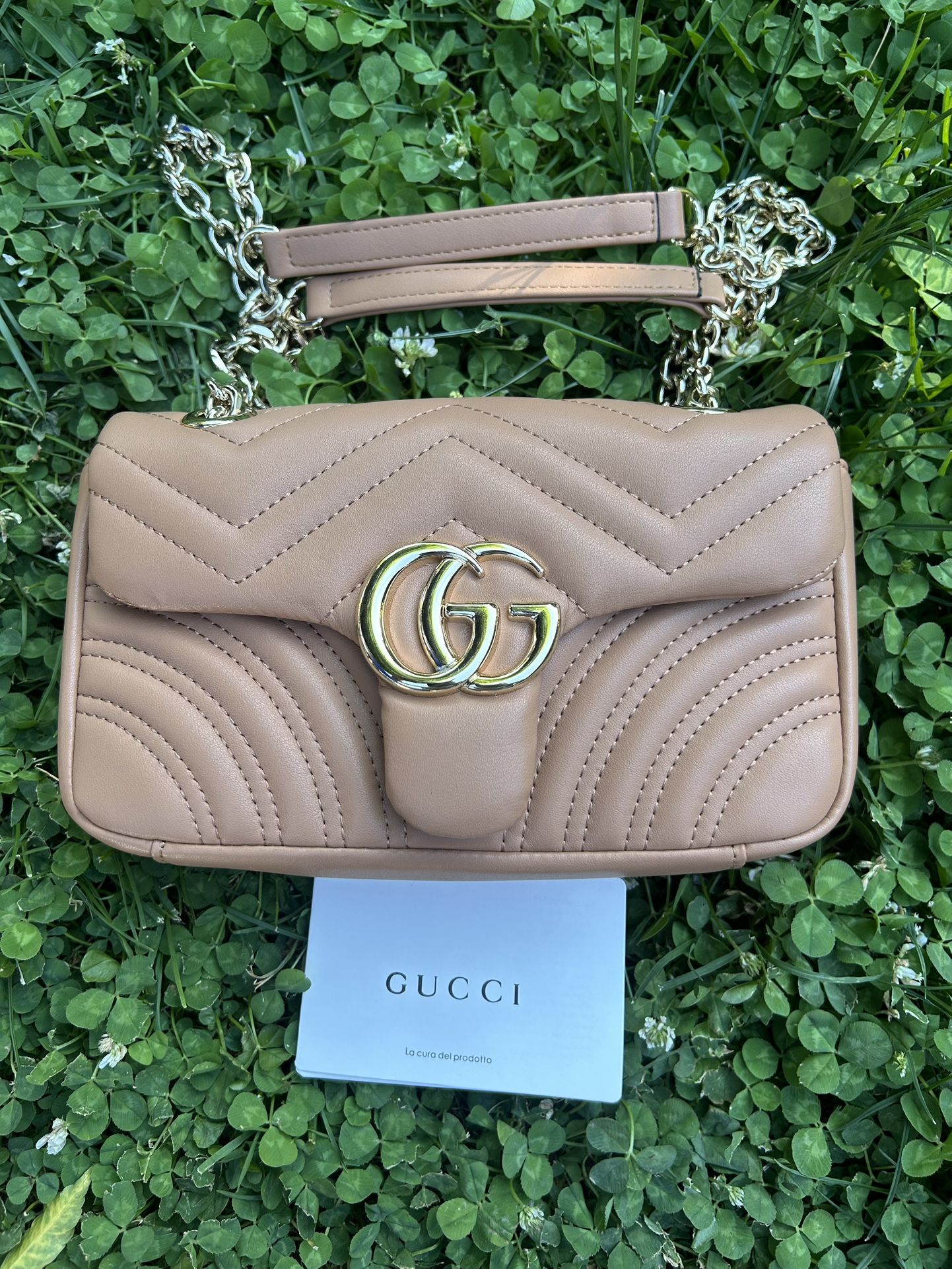 Gucci Marmont Shoulder Bag