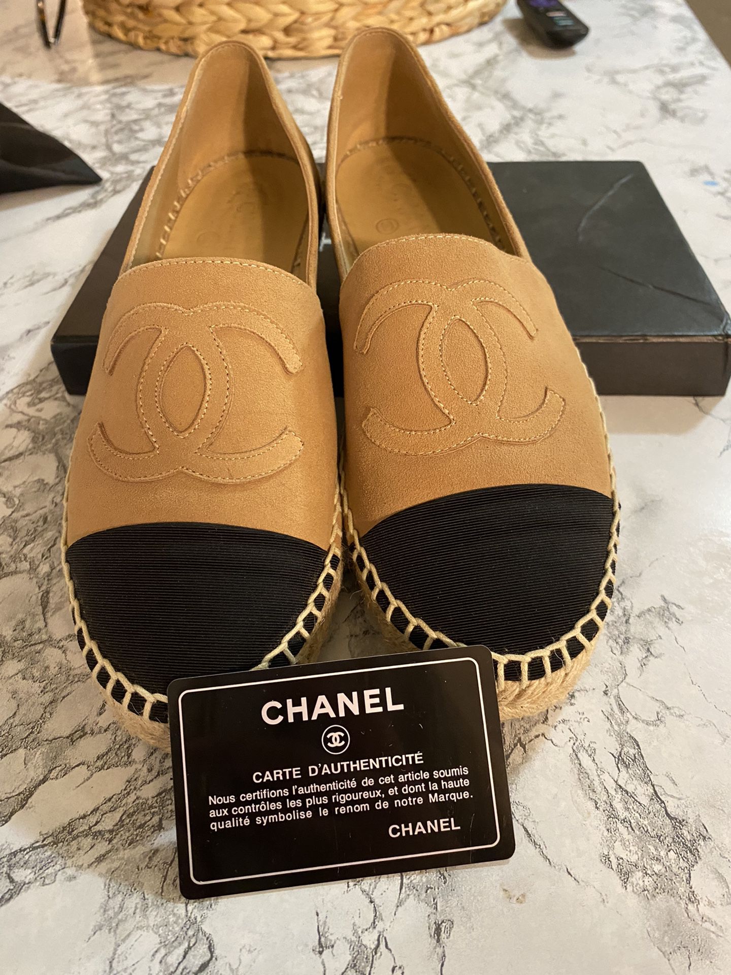 CHANEL ESPADRILLES FLATS Calfskin Ivory Size 39 for Sale in Miami Gardens,  FL - OfferUp