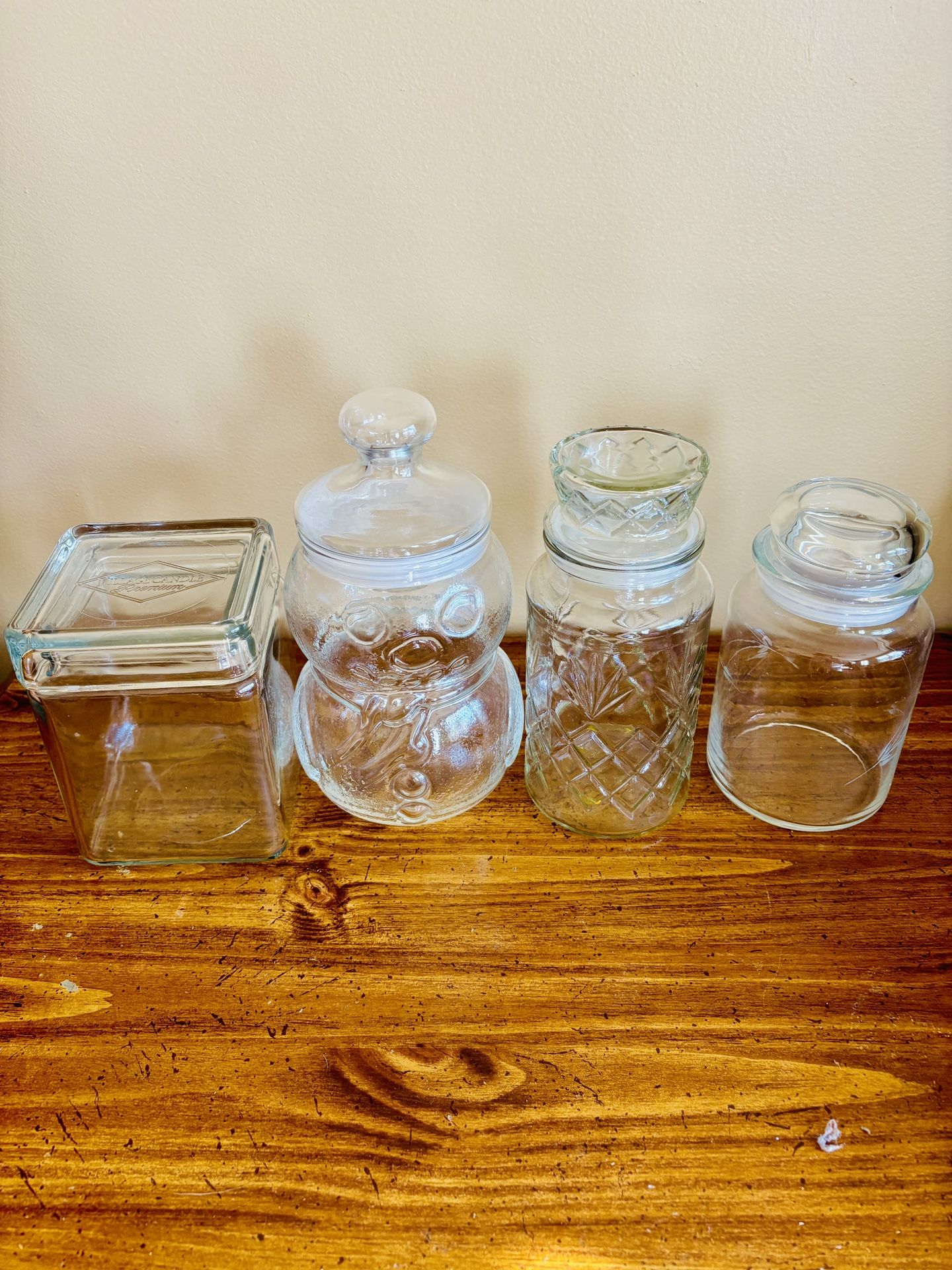 Vintage Glass Jars with Lids – Decorative Storage / Kitchen Canisters ｜set of 4