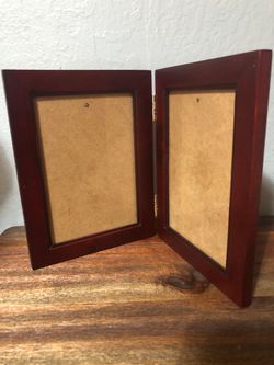 Double standing picture frame