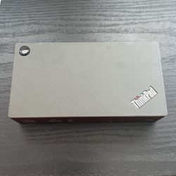 Lenovo thinkPad USB 3.0 pro dock