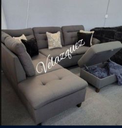 ✅️✅️3 pc black linen like fabric sectional sofa  chaise and storage ottoman✅️✅️