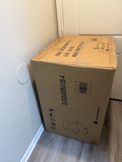 Power Lift Recliner with Heat and Massage NEW!
